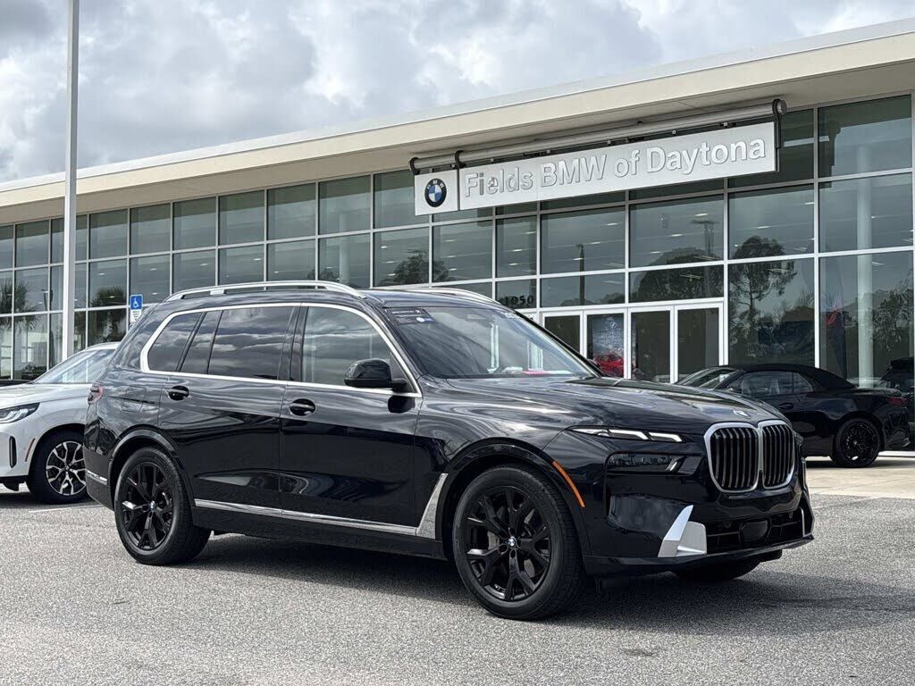 2024 BMW X7