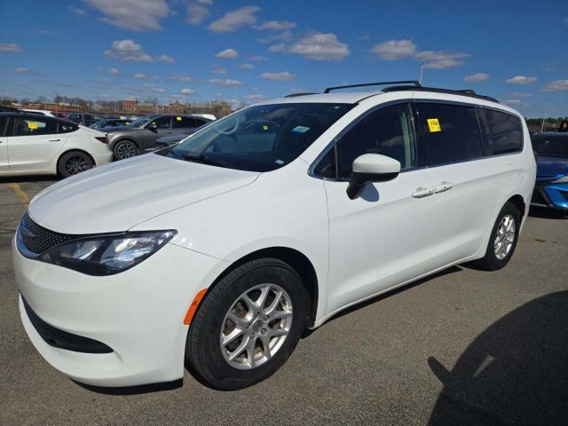 2020 CHRYSLER Voyager