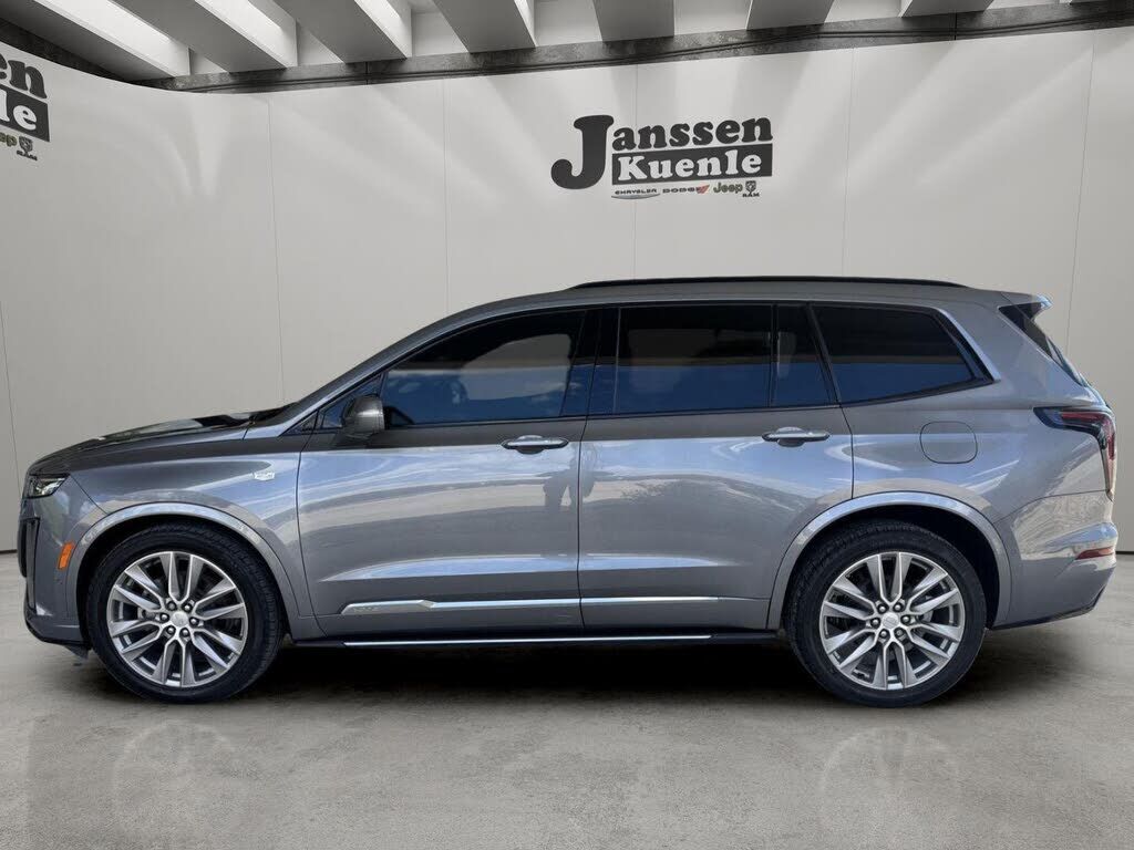 2020 CADILLAC XT6
