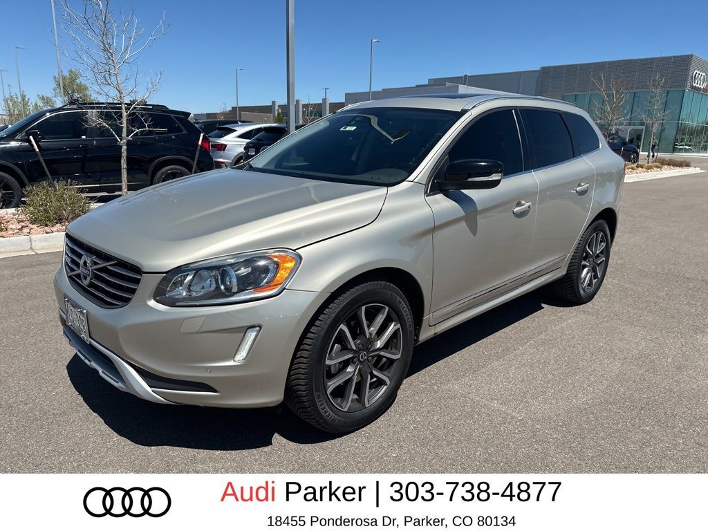 2017 VOLVO XC60