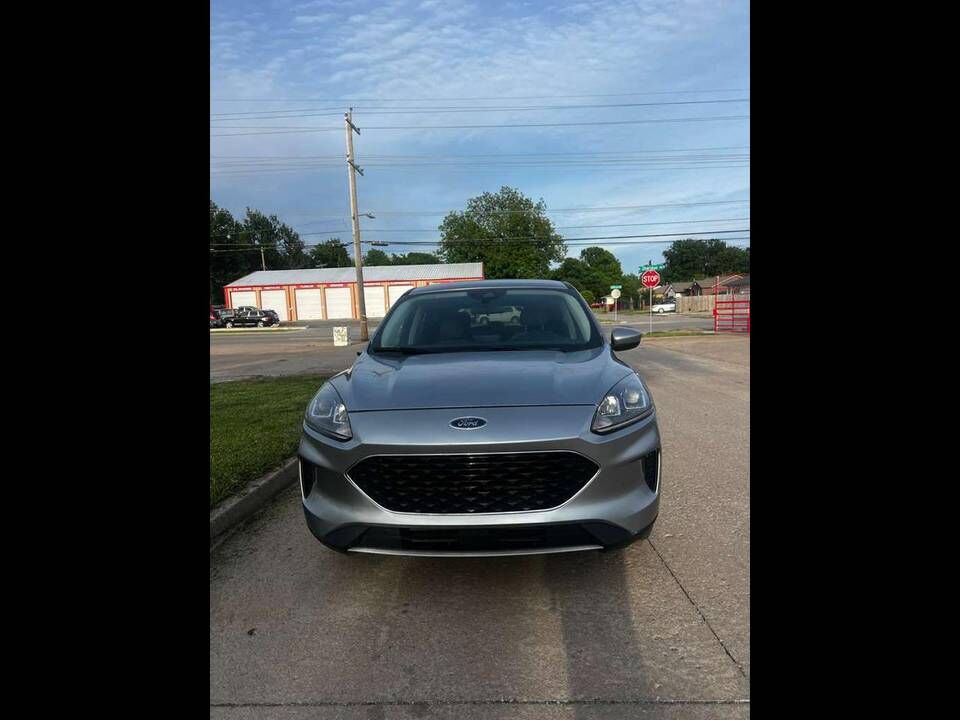 2021 FORD Escape