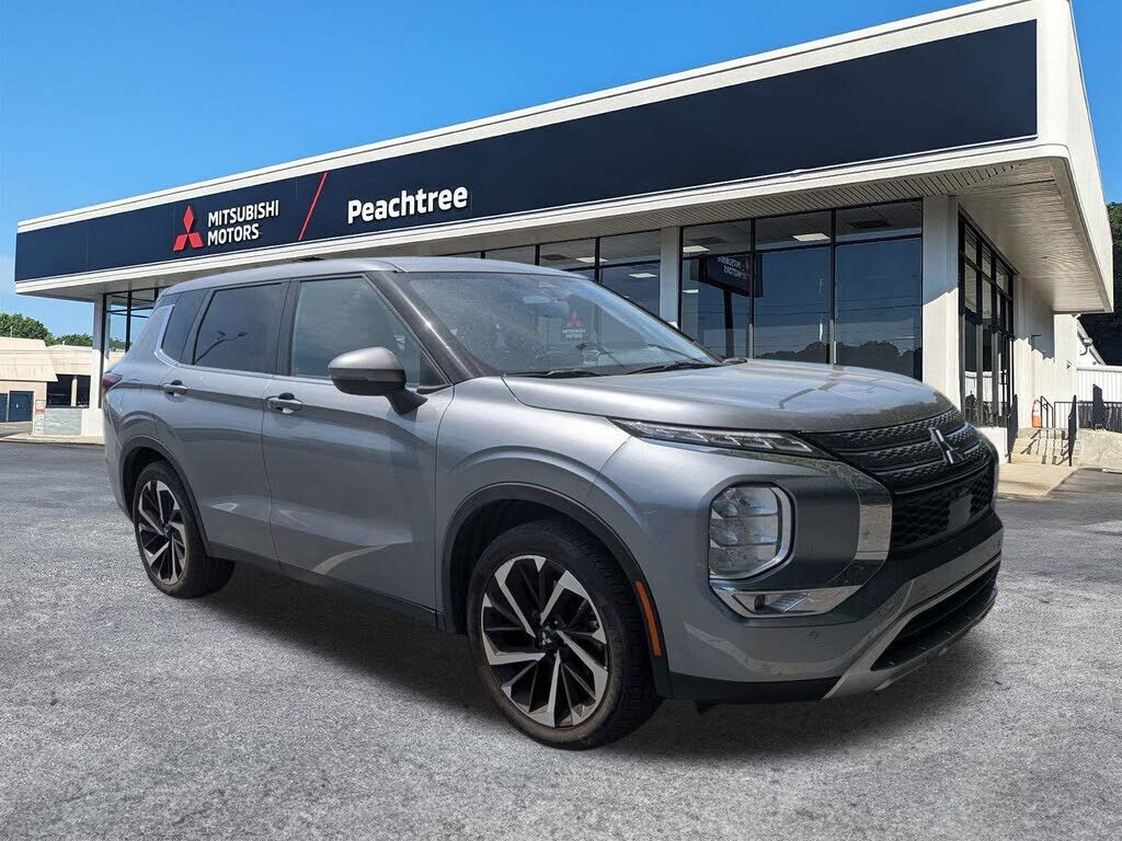 2024 MITSUBISHI Outlander