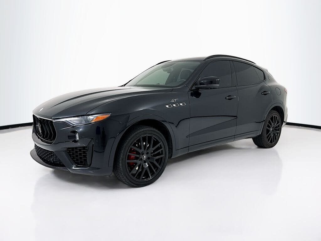 2022 MASERATI Levante