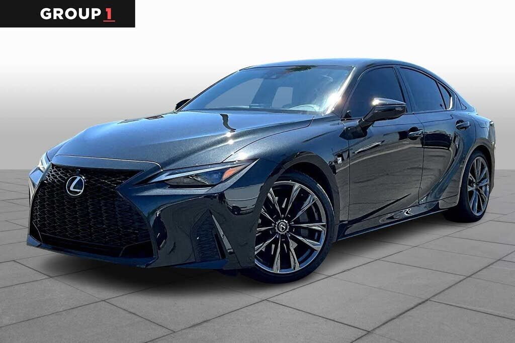 2025 LEXUS IS