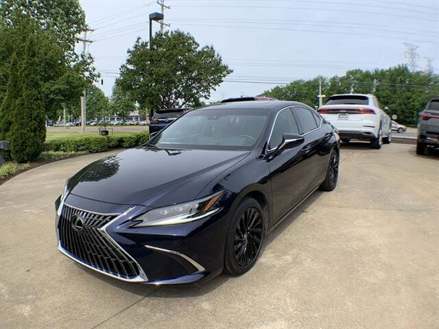 2025 LEXUS ES