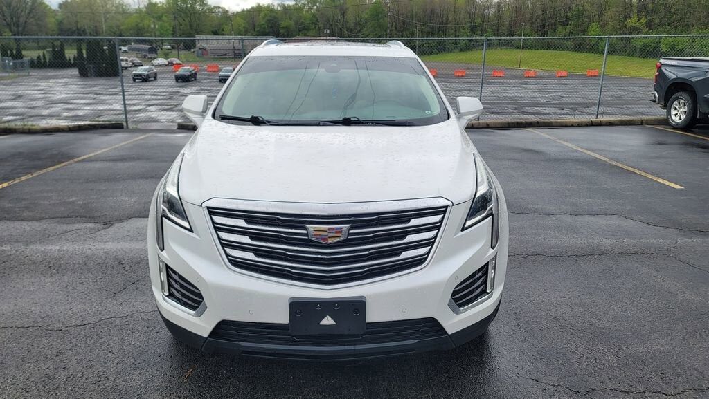2017 CADILLAC XT5