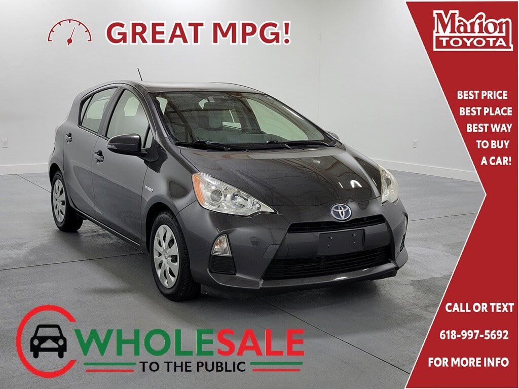 2013 TOYOTA Prius