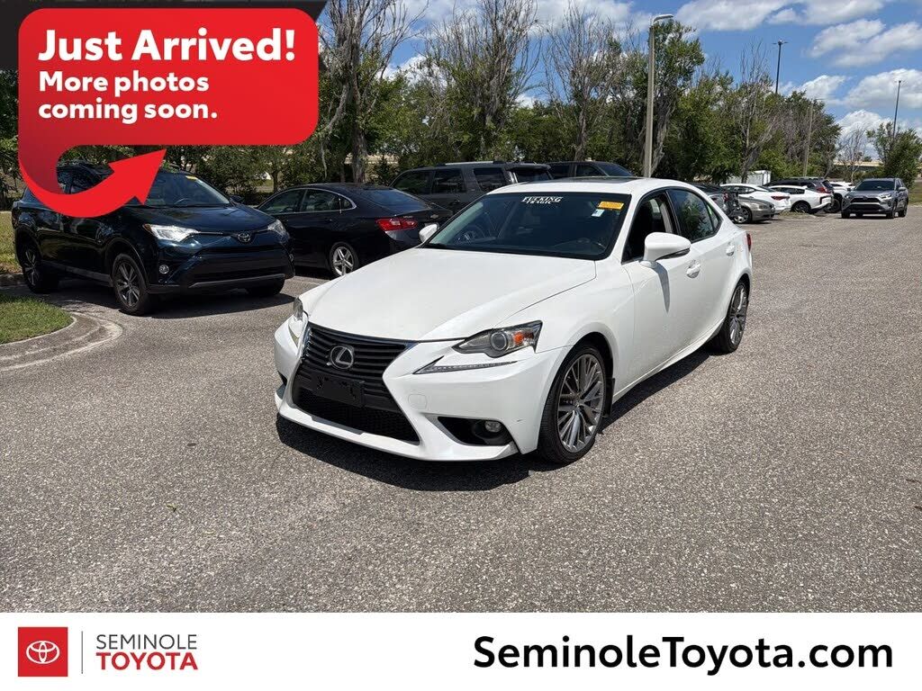 2015 LEXUS IS