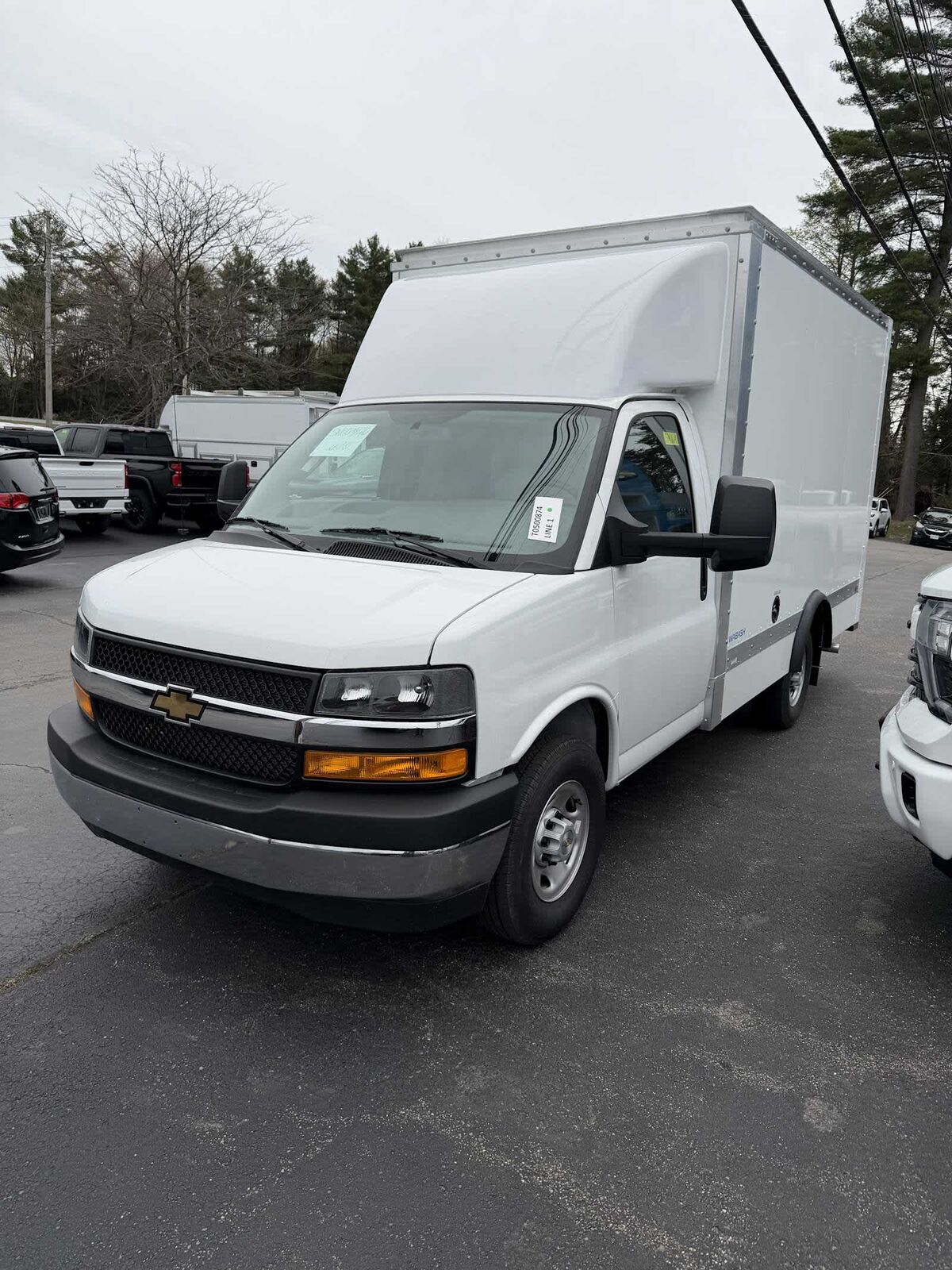2025 CHEVROLET Express