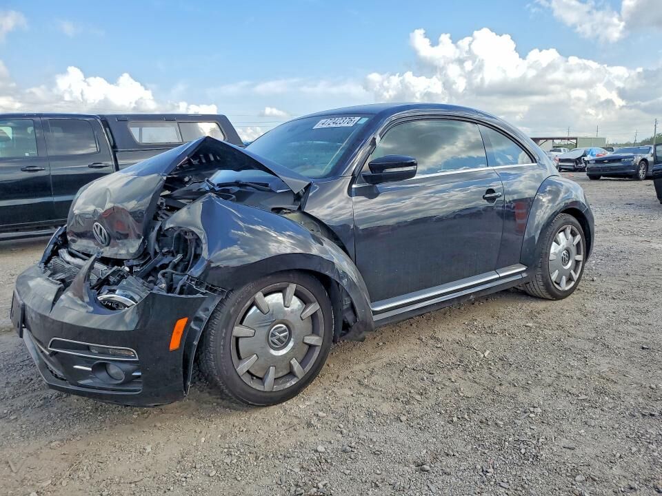 2018 VOLKSWAGEN Beetle