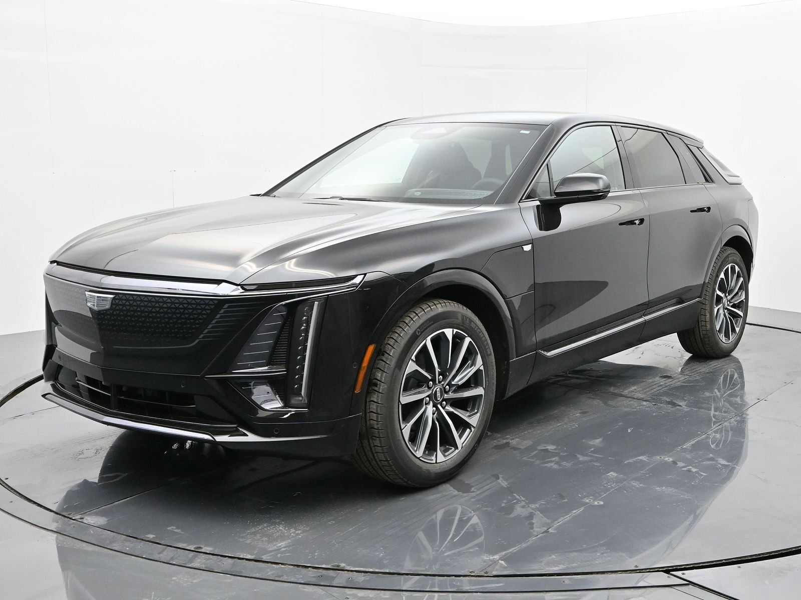 2025 CADILLAC Lyriq
