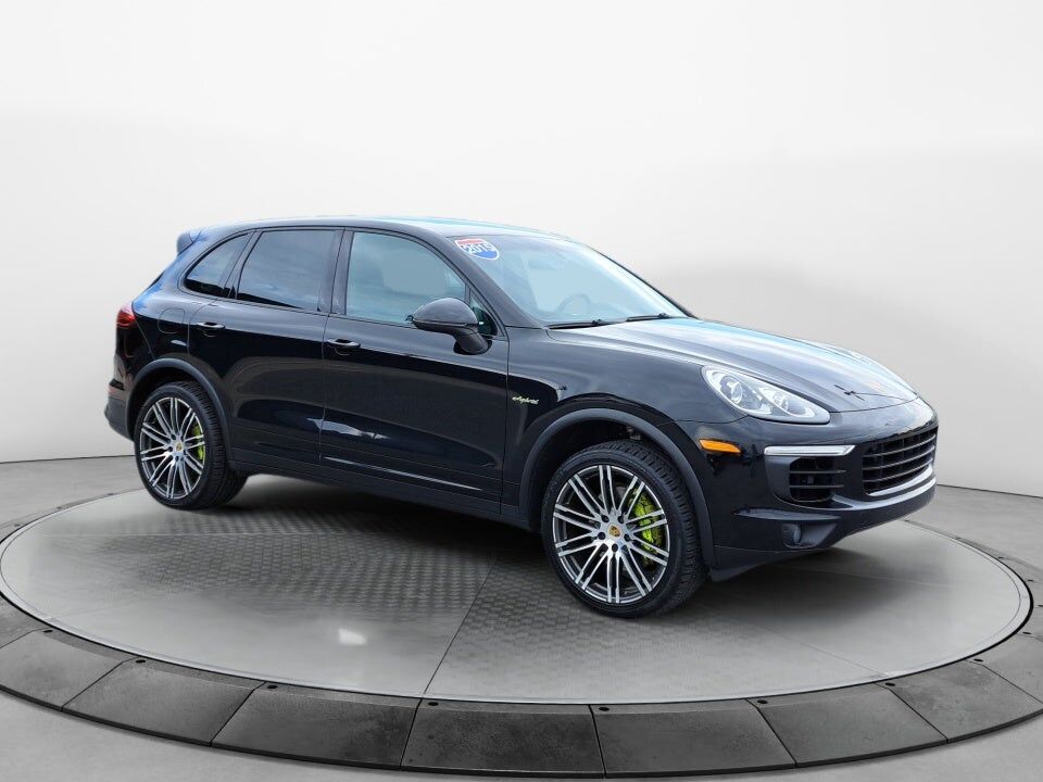2015 PORSCHE Cayenne