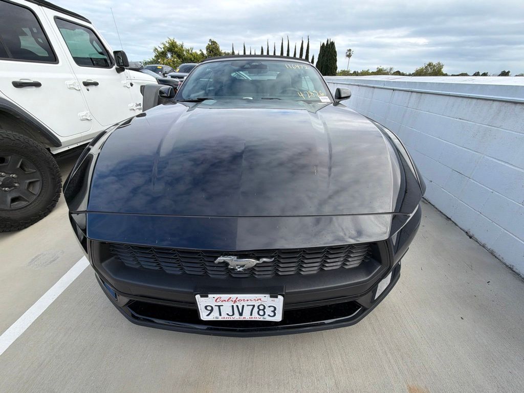 2025 FORD Mustang