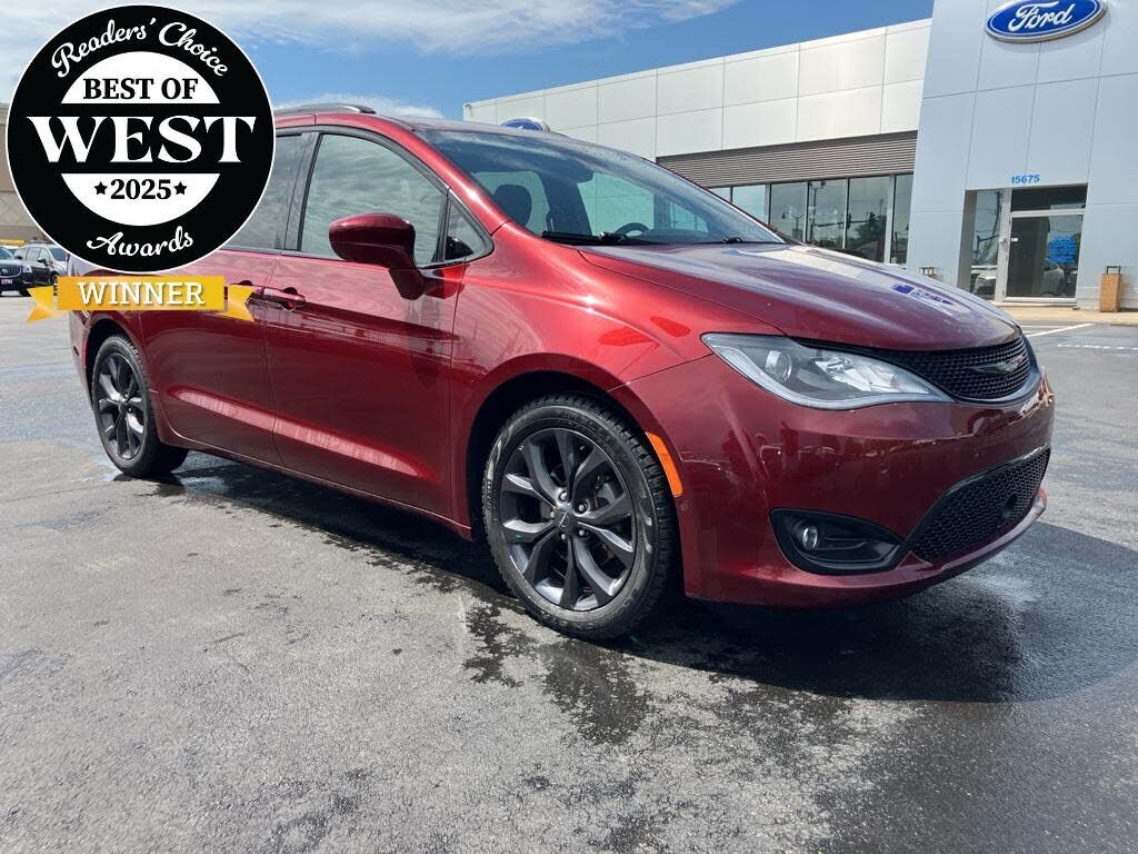 2019 CHRYSLER Pacifica