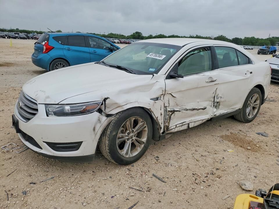2015 FORD Taurus