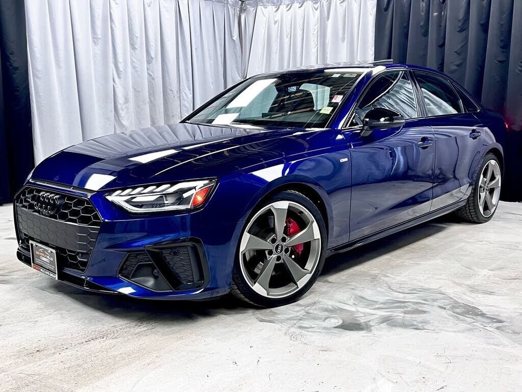 2022 AUDI A4