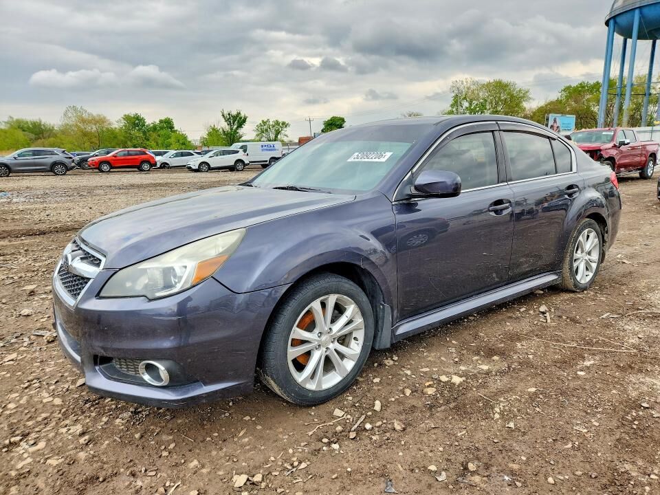 2013 SUBARU Legacy