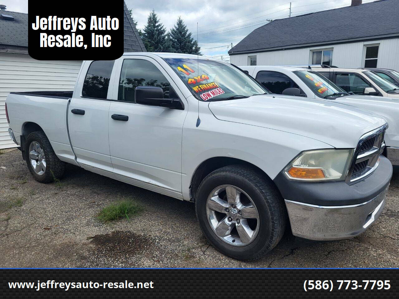 2011 DODGE Ram