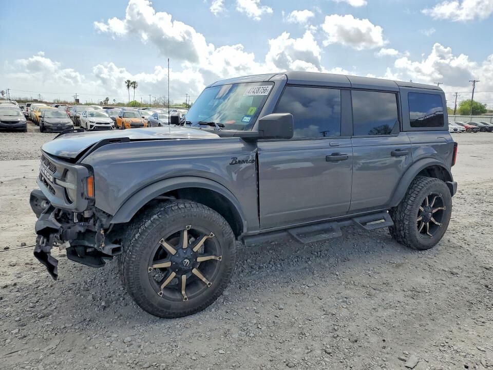 2023 FORD Bronco
