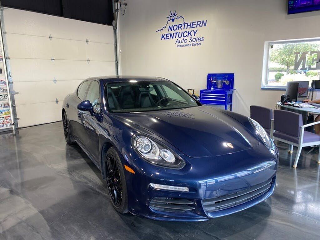 2014 PORSCHE Panamera