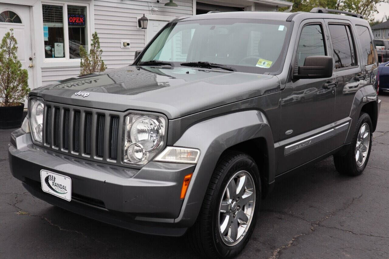 2012 JEEP Liberty