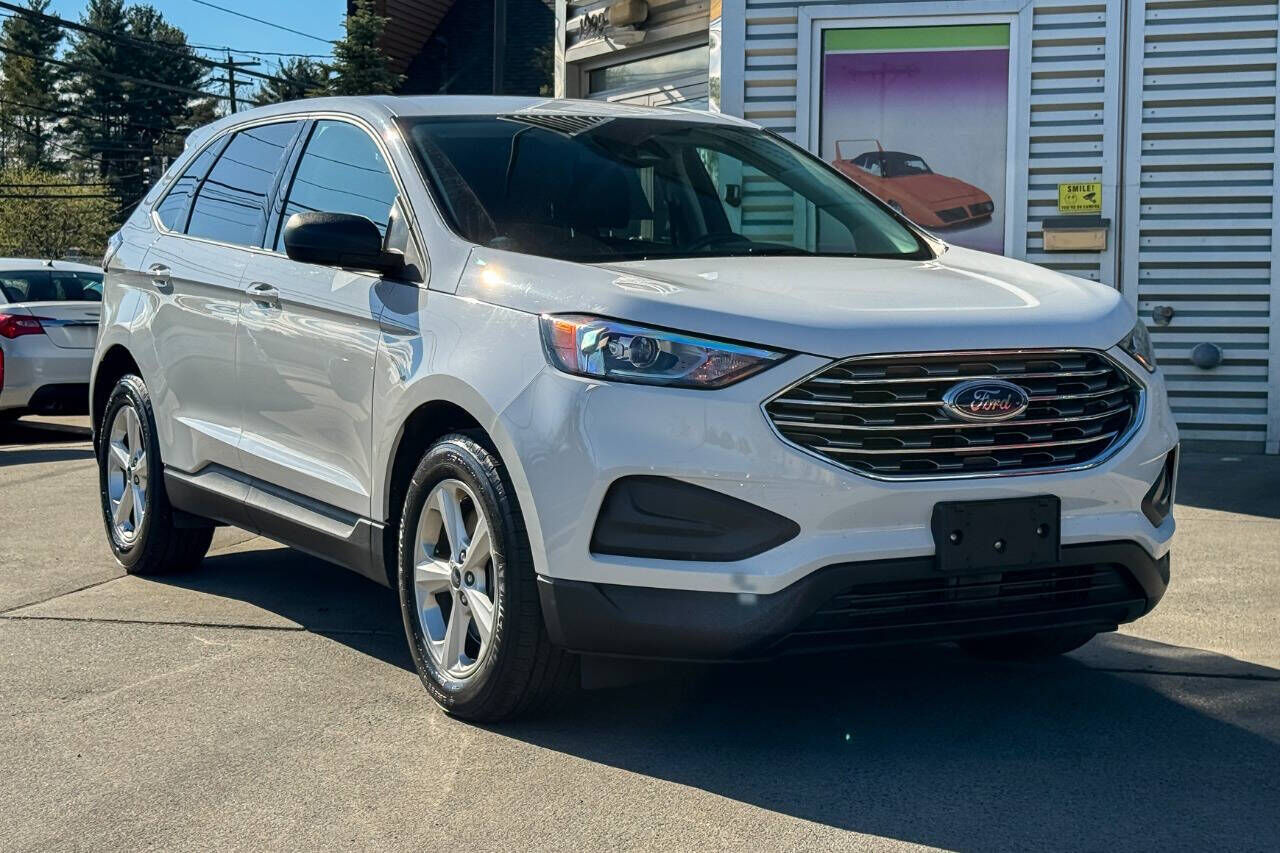 2022 FORD Edge