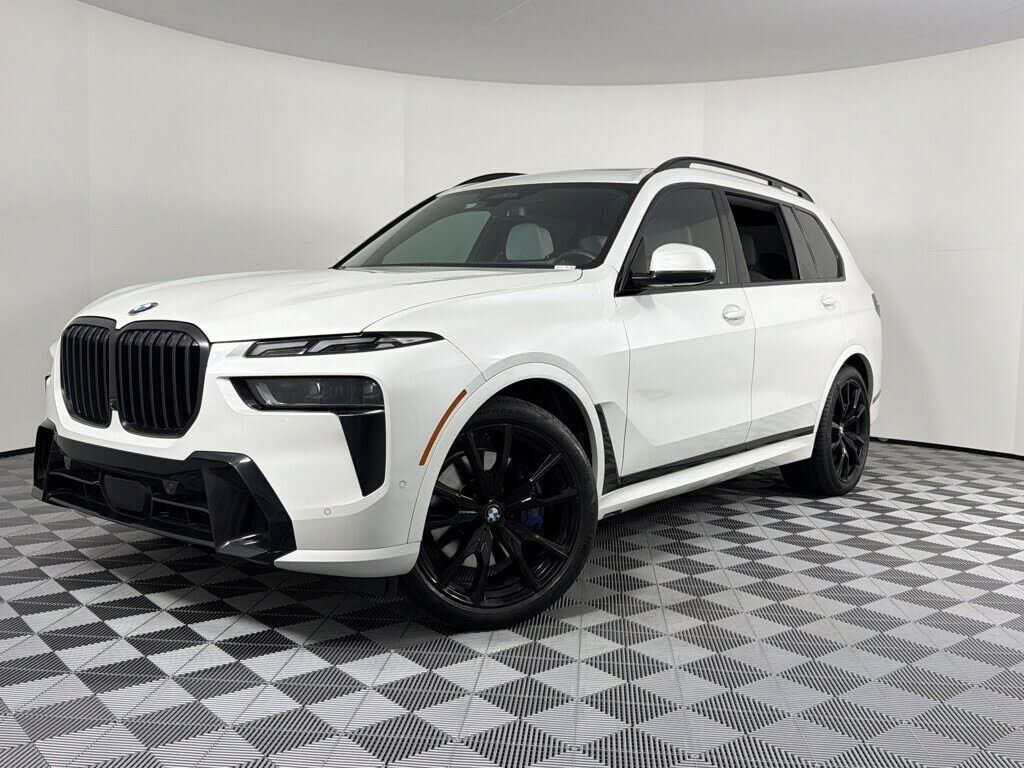 2024 BMW X7