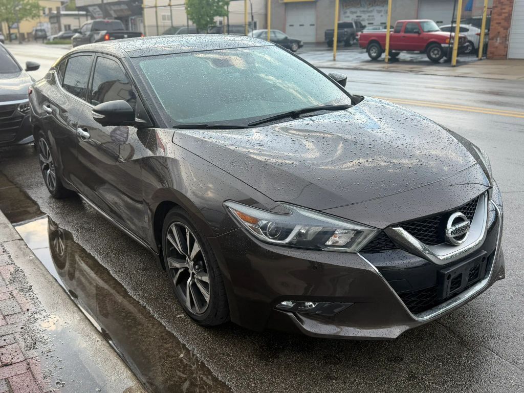 2016 NISSAN Maxima