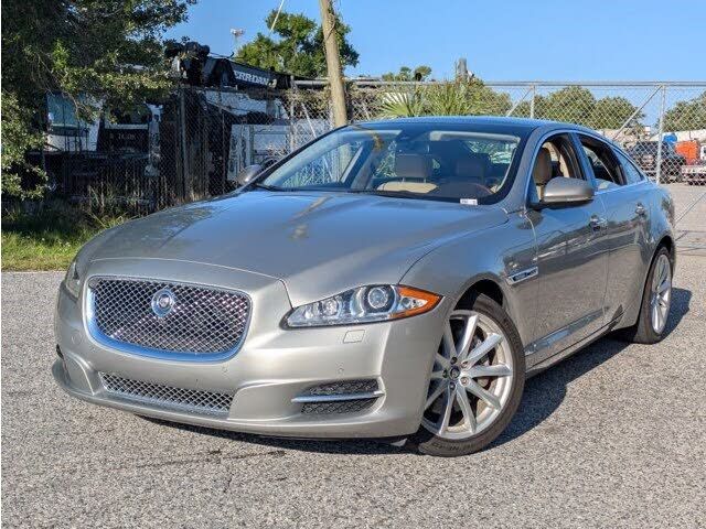 2012 JAGUAR XJ