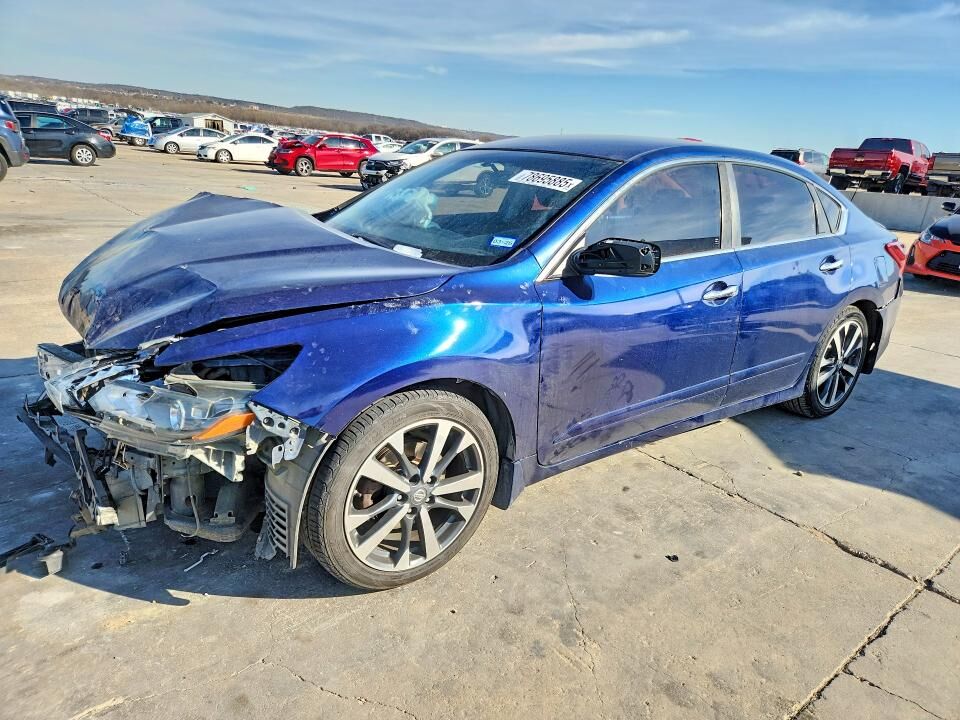 2017 NISSAN Altima