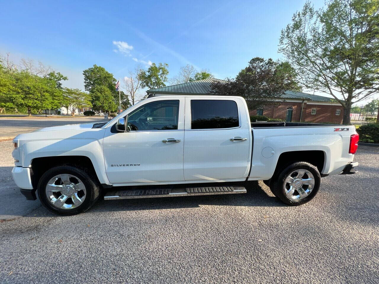 2017 CHEVROLET Silverado