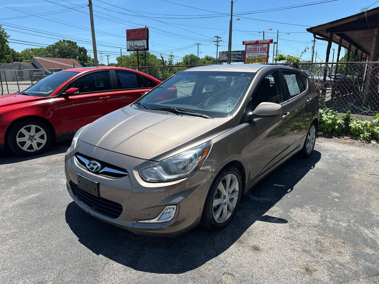 2012 HYUNDAI Accent