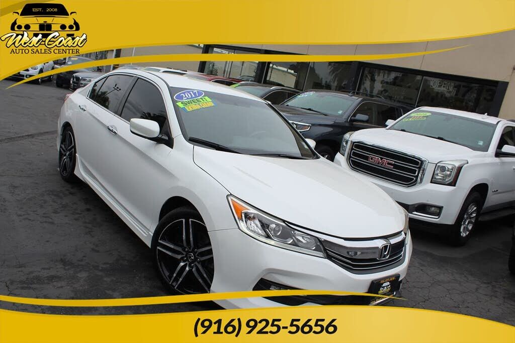 2017 HONDA Accord