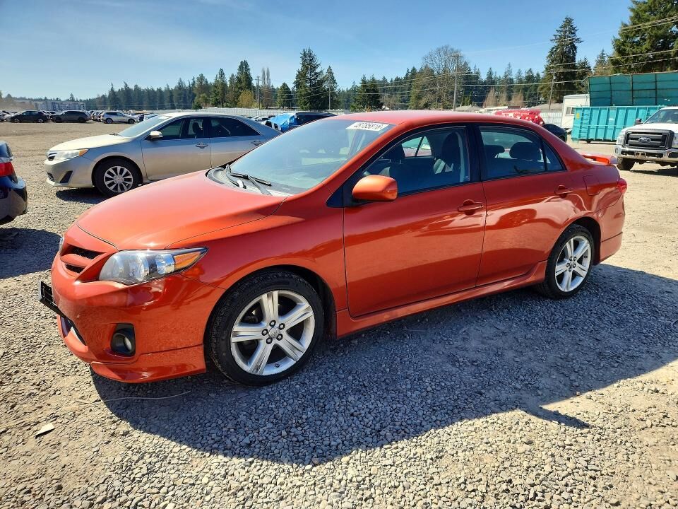 2013 TOYOTA Corolla