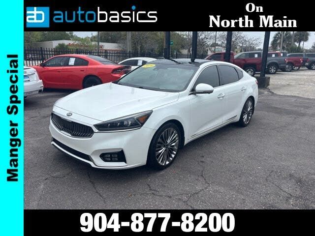 2019 KIA Cadenza