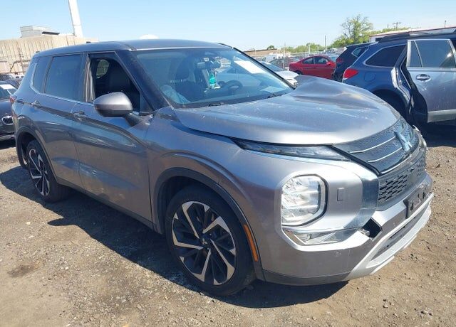 2023 MITSUBISHI Outlander