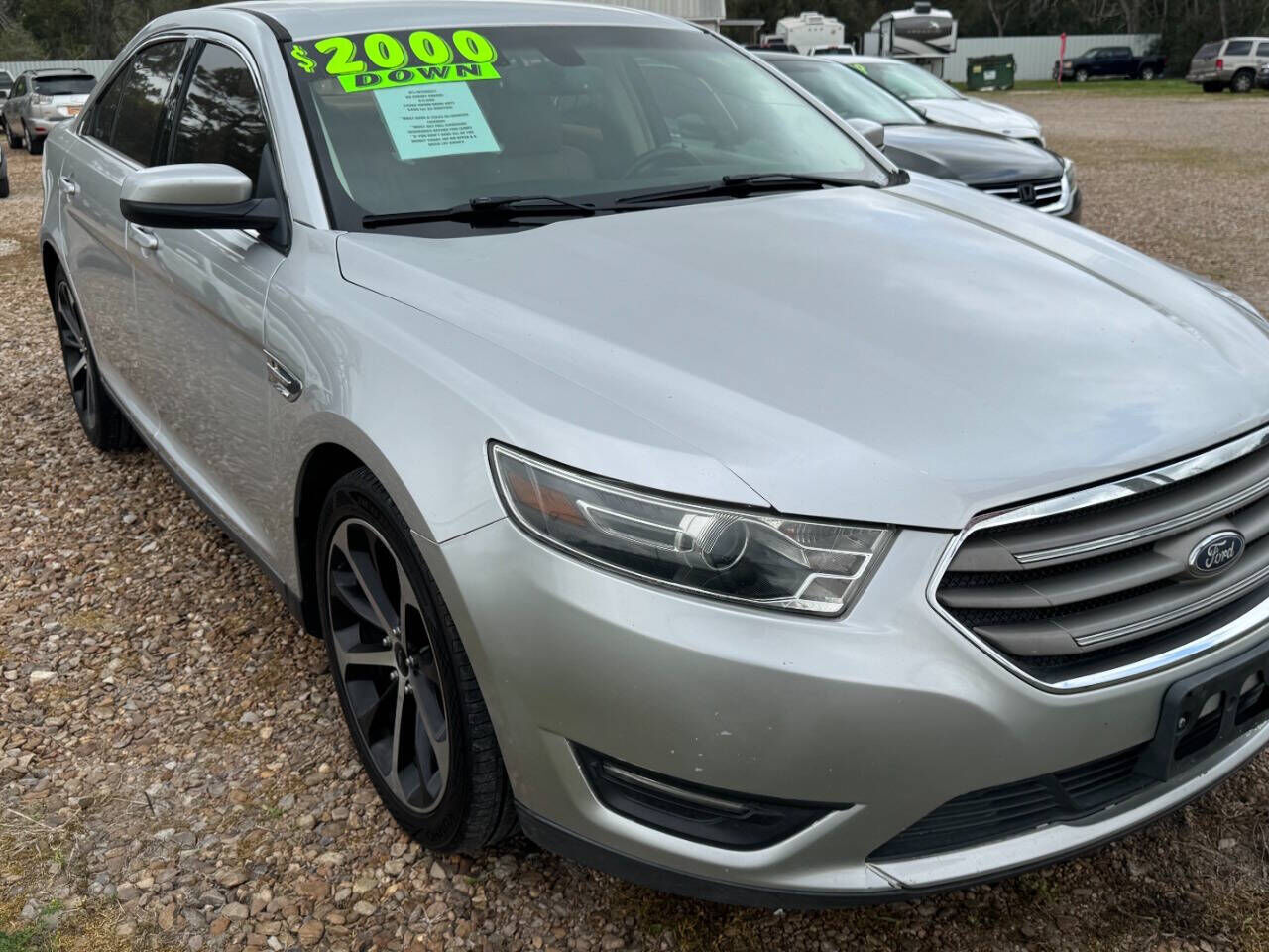 2016 FORD Taurus