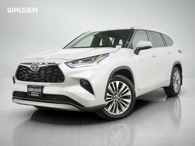 2025 TOYOTA Highlander