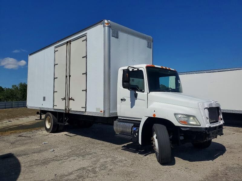 2013 HINO Incomplete Vehicle