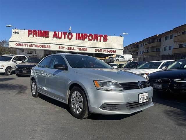 2012 VOLKSWAGEN Jetta