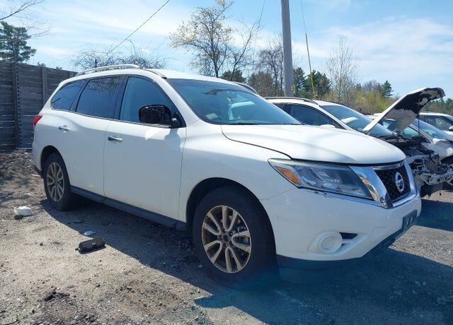 2016 NISSAN Pathfinder