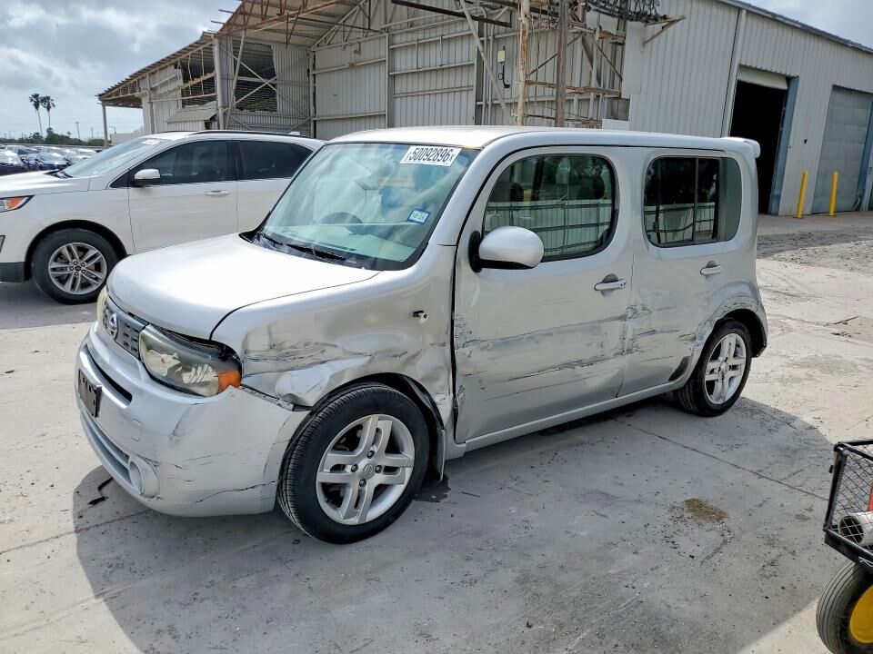 2013 NISSAN Cube