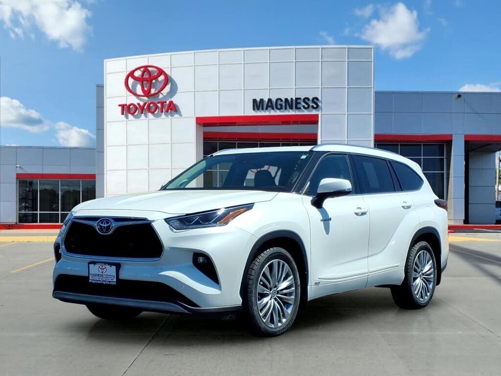 2021 TOYOTA Highlander
