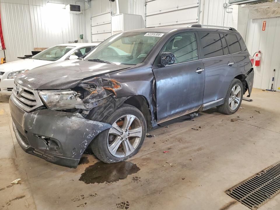 2011 TOYOTA Highlander