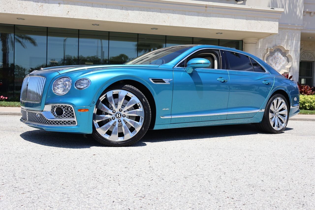 2024 BENTLEY Flying Spur
