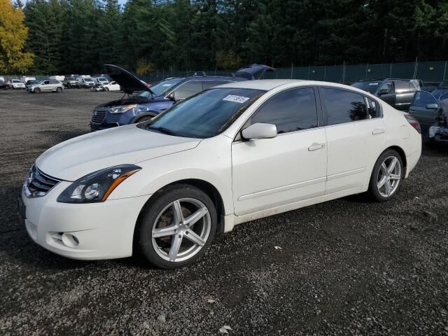2012 NISSAN Altima