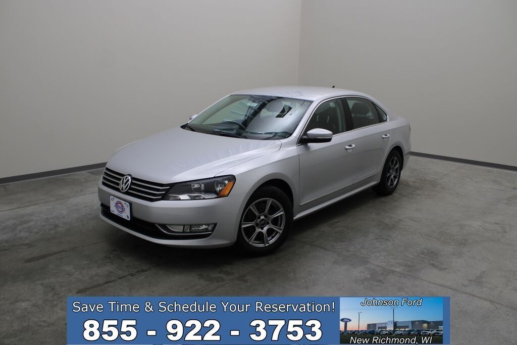 2015 VOLKSWAGEN Passat