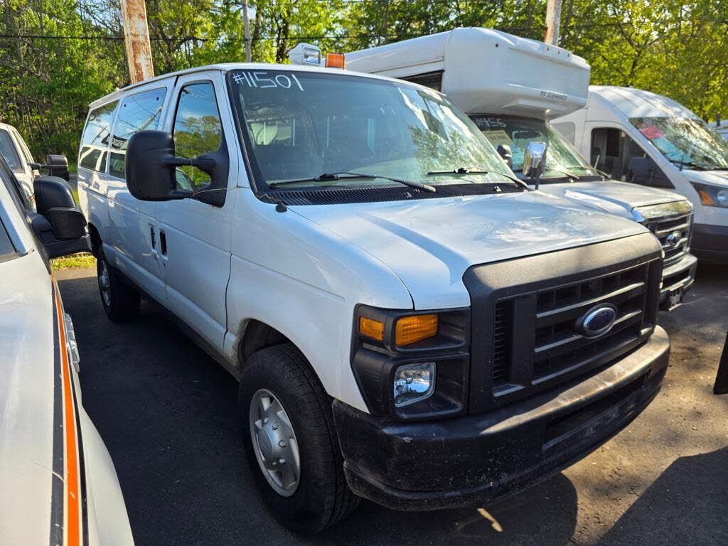 2008 FORD E-350