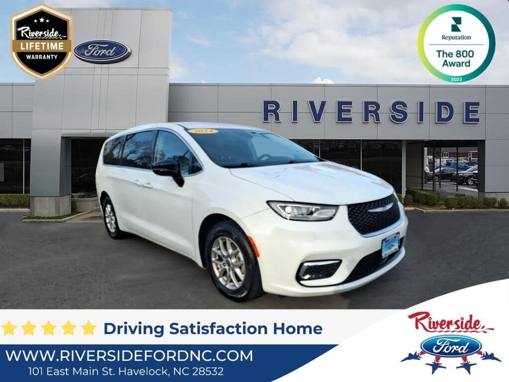 2024 CHRYSLER Pacifica