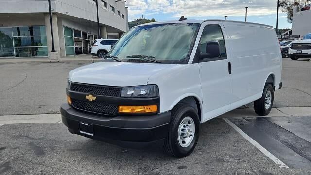2026 CHEVROLET Express